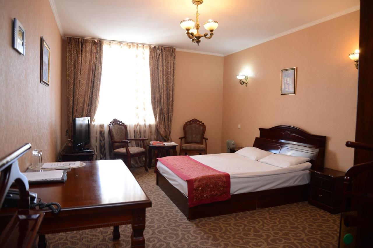 אסטנה Bozok Hotel מראה חיצוני תמונה