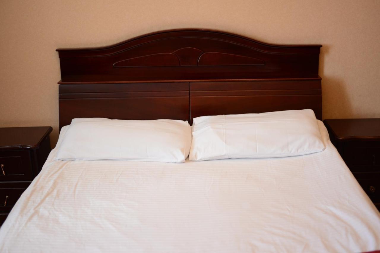 אסטנה Bozok Hotel מראה חיצוני תמונה