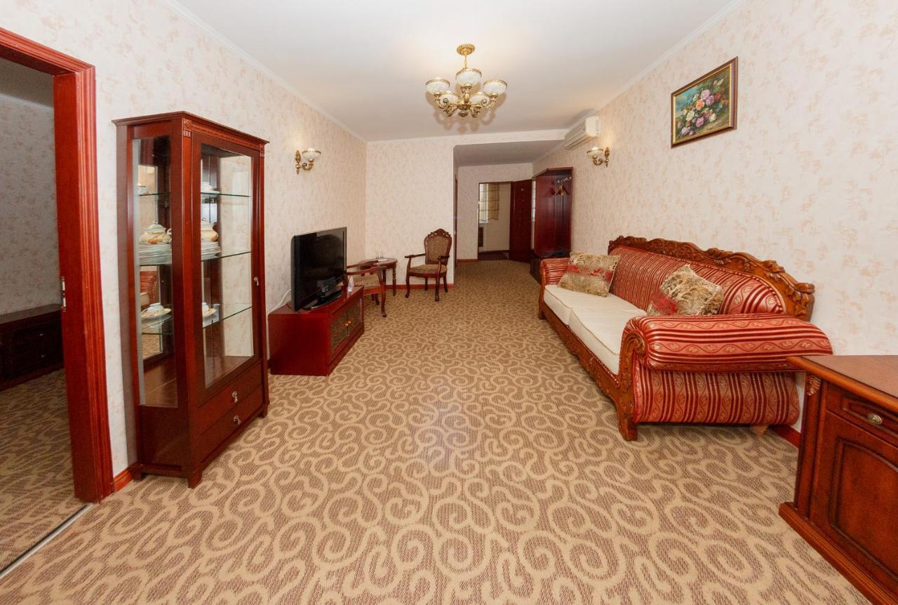 אסטנה Bozok Hotel מראה חיצוני תמונה